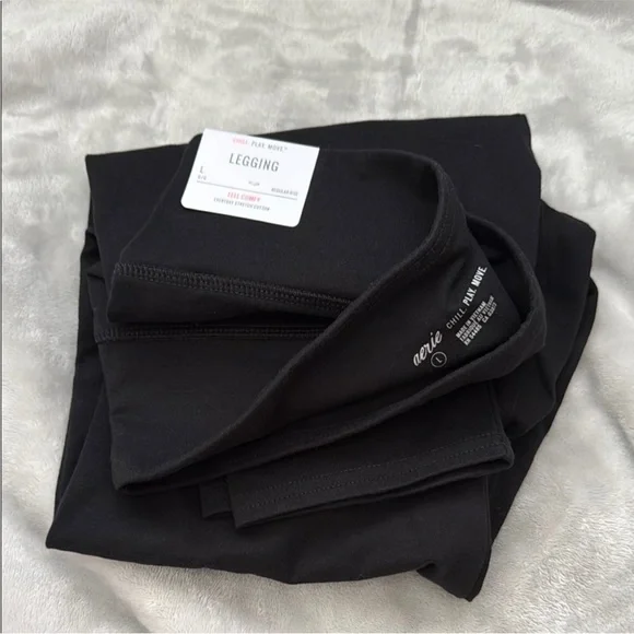 Aerie OG Black Leggings - Picture 1 of 4